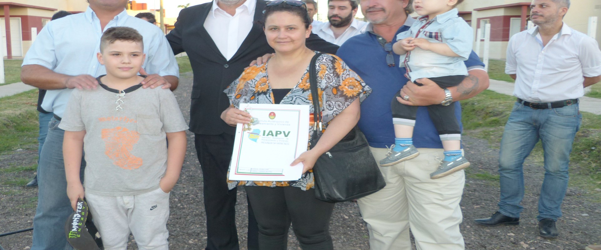 Treinta y seis familias  de Rosario del Tala recibieron sus nuevas viviendas