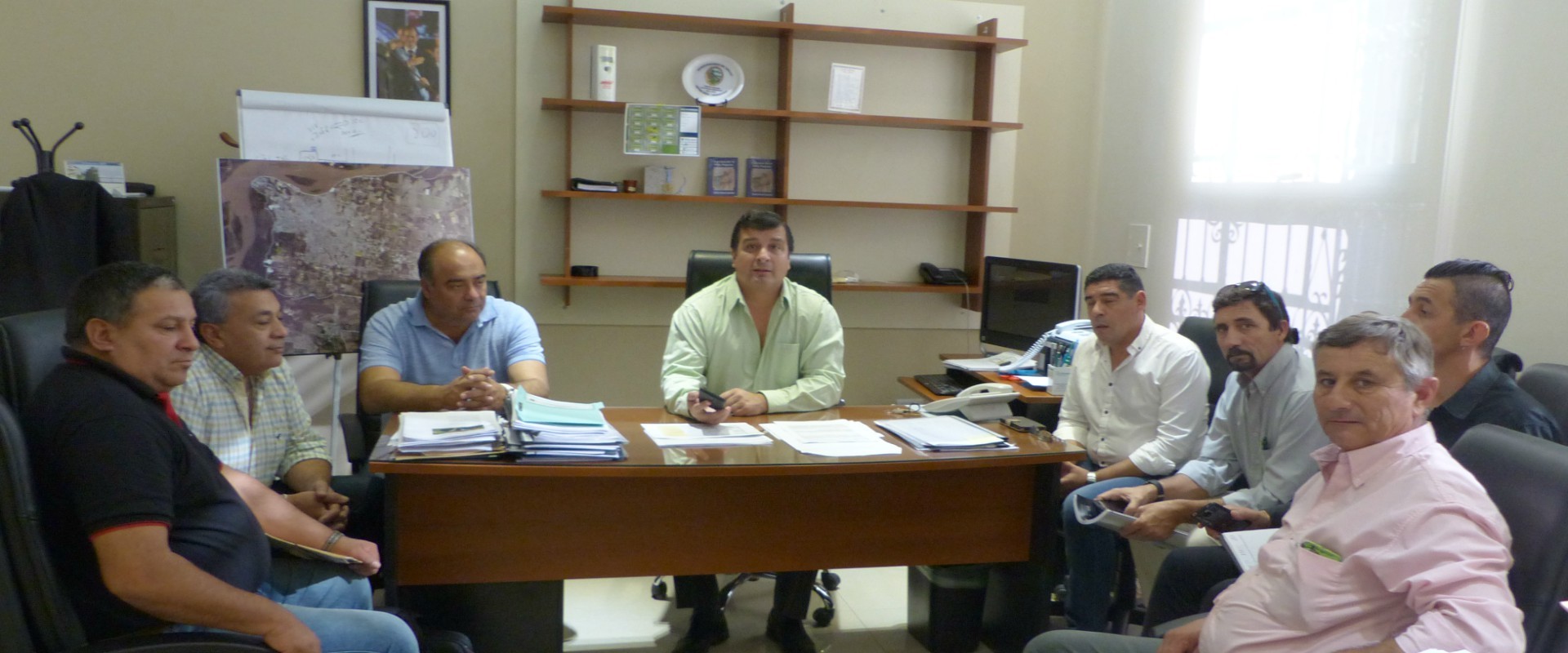 La provincia trabaja en soluciones habitacionales para trabajadores municipales