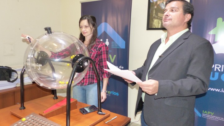 Sortearán las ubicaciones de  80 viviendas para docentes en Concepción del Uruguay