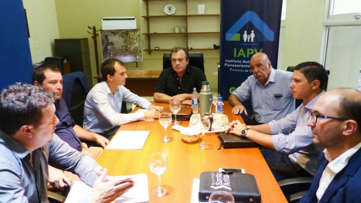 Evaluaron la política habitacional para el Departamento Uruguay