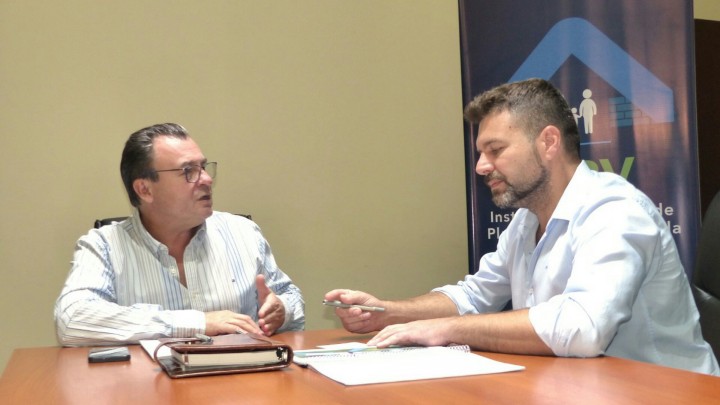 Evaluaron la política habitacional para las localidades de Federal y San Salvador