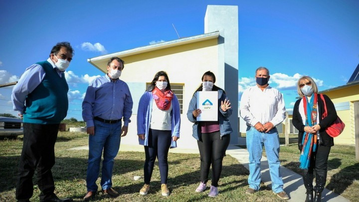 Familias de  tres localidades entrerrianas accedieron a nuevas viviendas