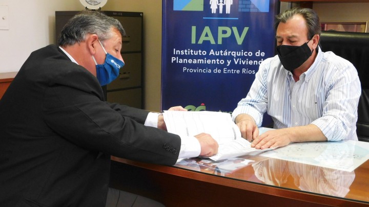 Con recursos provinciales reanudarán la construcción de viviendas en El Pingo