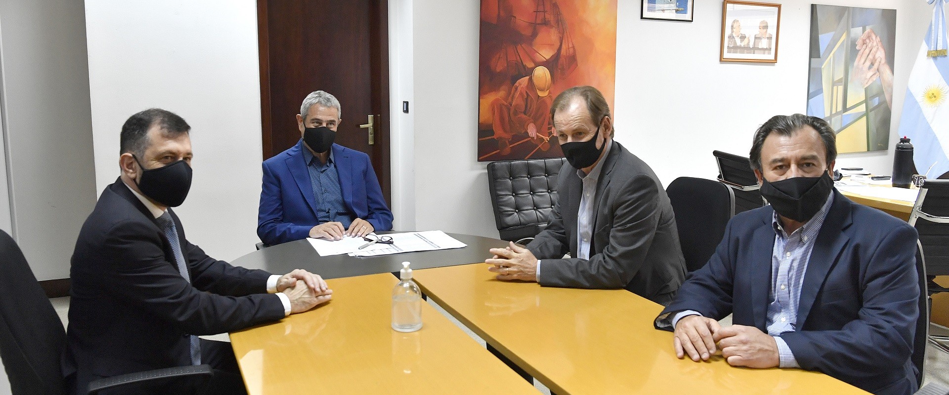 Bordet gestiona ante Nación nuevos programas de viviendas para Entre Rios