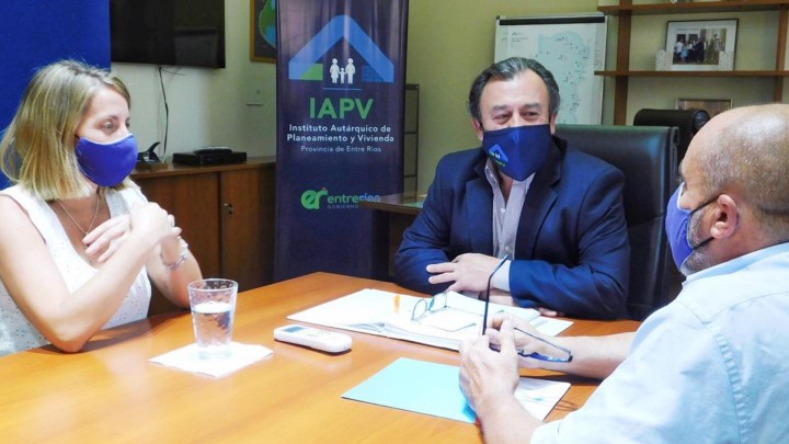 Gestionan nuevas viviendas para el departamento Victoria  con fondos provinciales