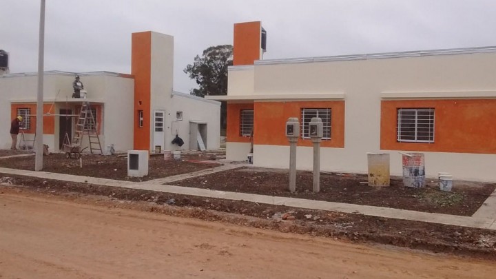 Con fondos provinciales se construyen viviendas en cuatro localidades