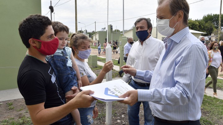 Se inauguran 63 viviendas en ocho localidades entrerrianas