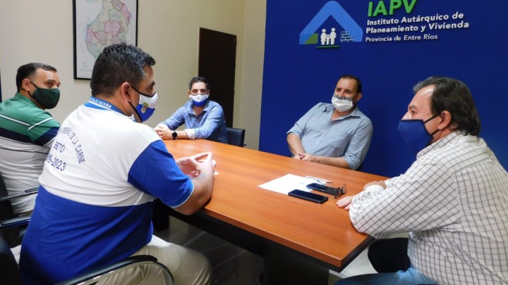 Gestionan la construcción de nuevas viviendas para sindicatos de Concepción del Uruguay
