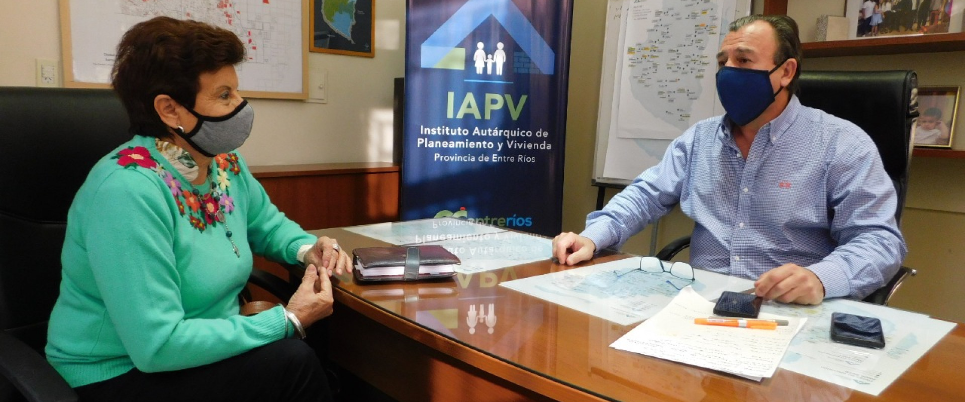 Trabajan en la ejecución de nuevas viviendas en el departamento Feliciano