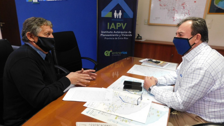 Se trabaja en la construcción de nuevas soluciones habitacionales para tres localidades