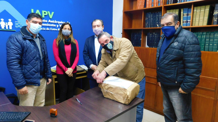Nuevas viviendas para Villa del Rosario y Estancia Grande se licitaron con recursos provinciales