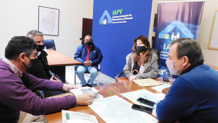 La provincia trabaja en soluciones habitacionales para Villaguay, Rocamora y Antelo