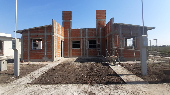 Tienen buen ritmo de avance las viviendas que se construyen en Concepción del Uruguay y Caseros