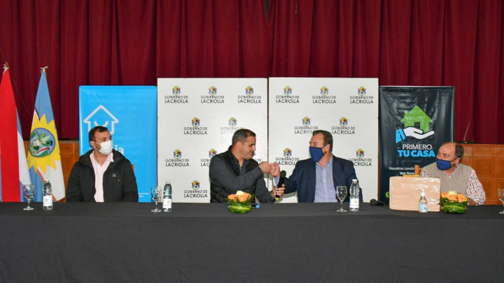 Se licitaron las primeras viviendas con financiamiento nacional