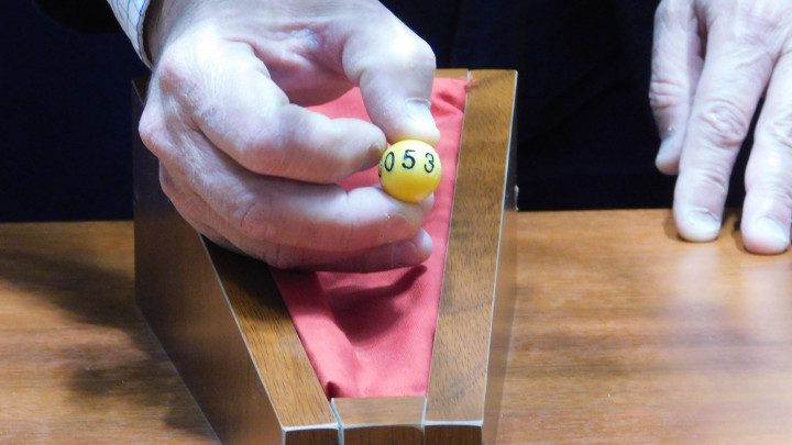 Resultados del sorteo de 22 viviendas en Crespo