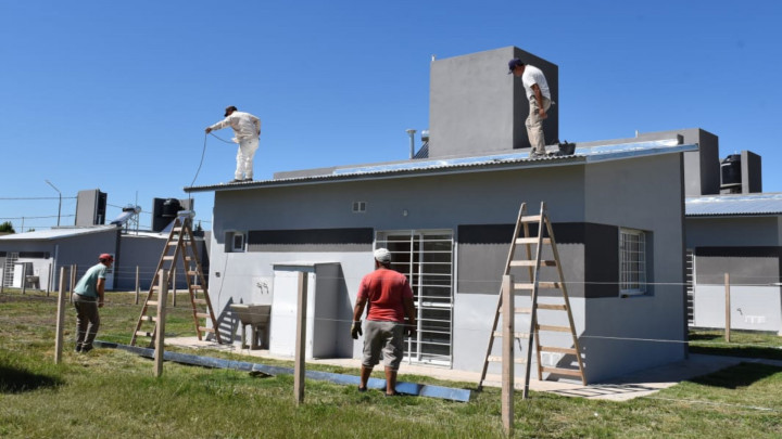 Con fondos nacionales y provinciales se licitarán 361 nuevas viviendas para cinco localidades
