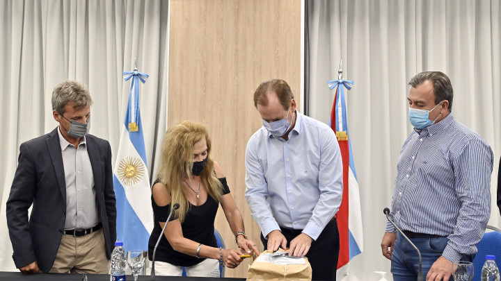 Generar el acceso a la vivienda propia es una tarea indelegable, señaló Bordet