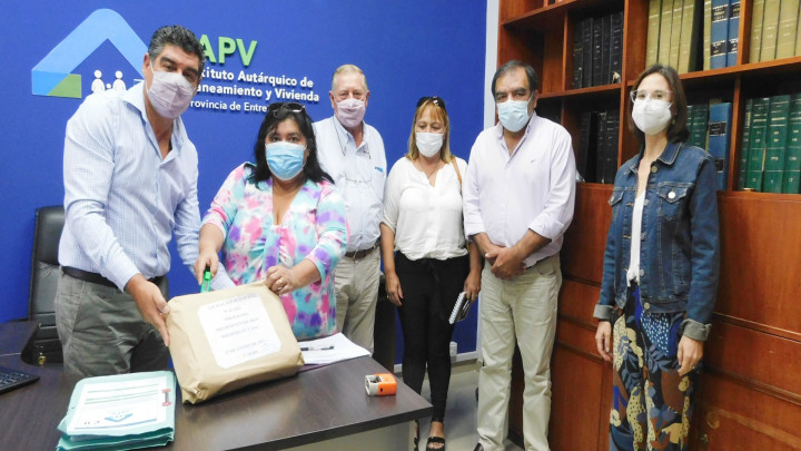 Con recursos provinciales, se licitaron 10 viviendas para El Cimarrón