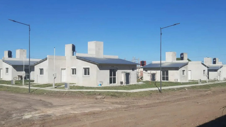 Con fondos nacionales y provinciales se licitan 62 viviendas para dos localidades entrerrianas