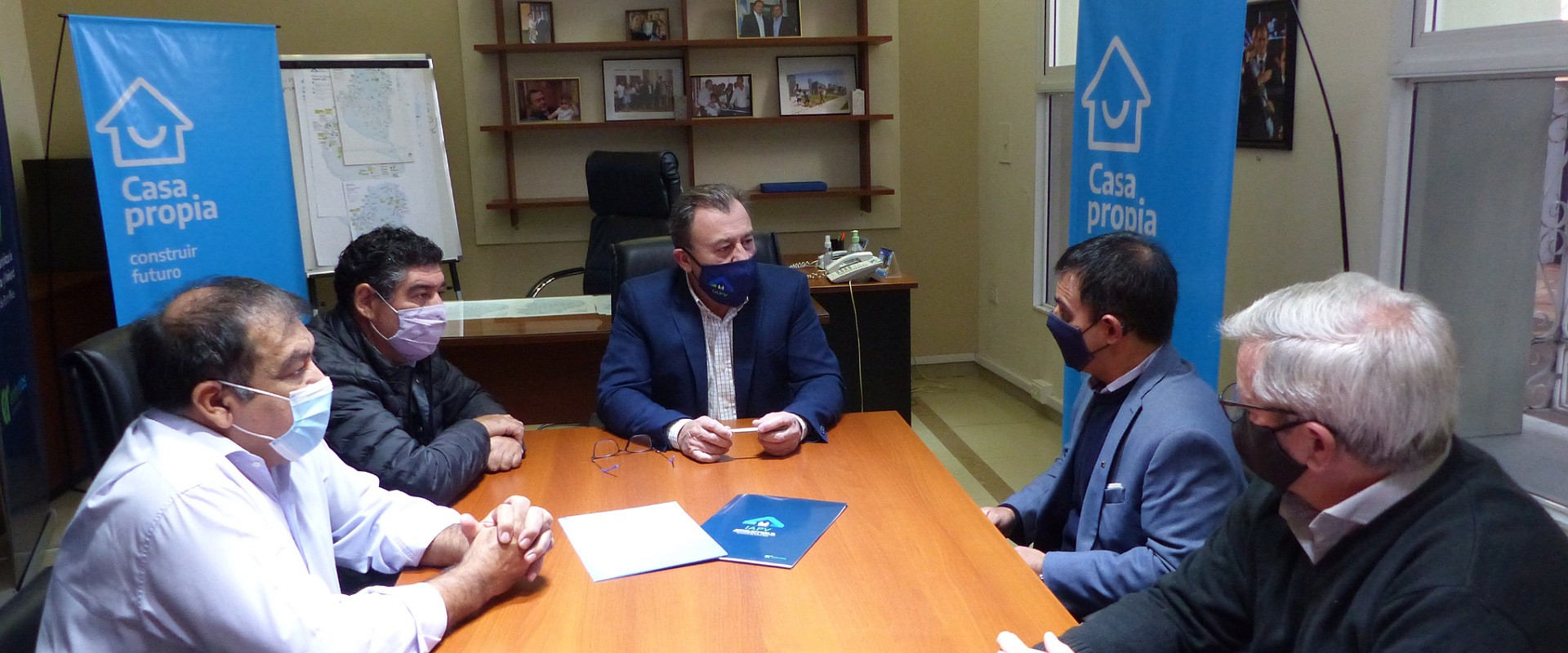 IAPV y universidades públicas trabajarán en materia de asistencia técnico profesional