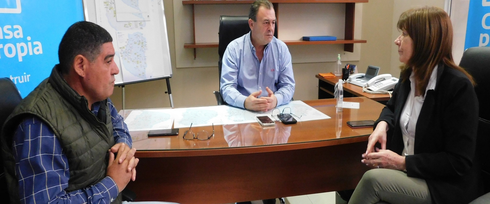 Trabajan en nuevas soluciones habitacionales para dos localidades entrerrianas
