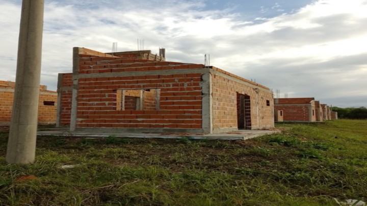 Se trabaja en la construcción de viviendas de Vicoer en tres localidades entrerrianas