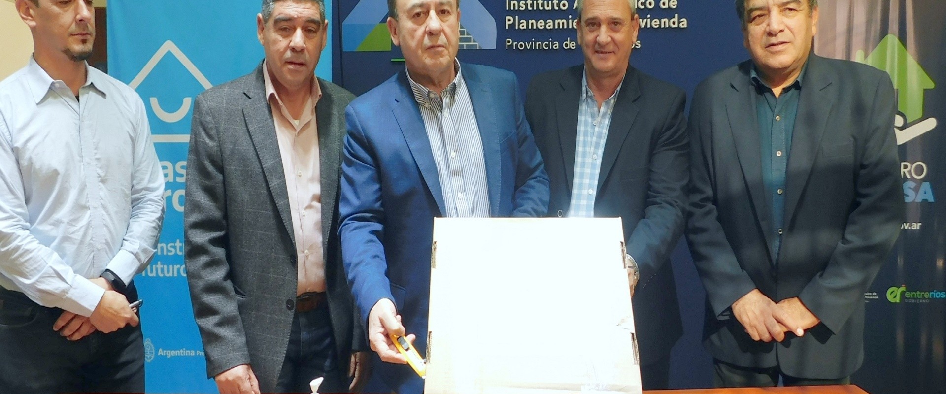 Se licitaron con fondos nacionales 72 viviendas para tres localidades entrerrianas