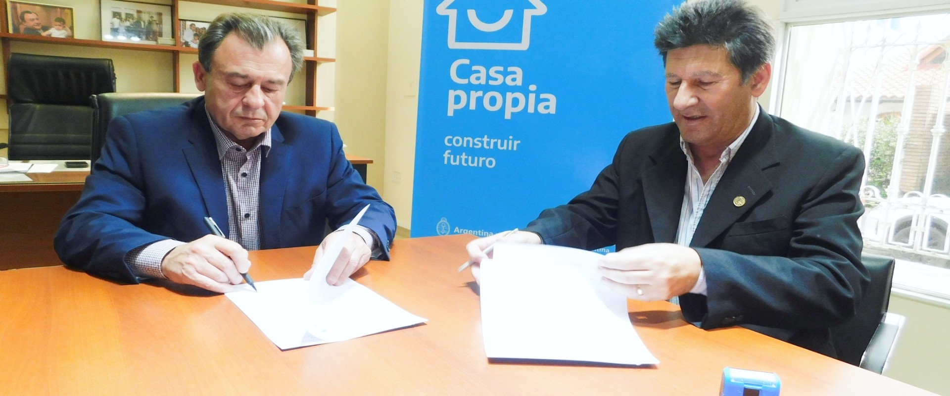 El IAPV rubricó un convenio de cooperación con el Colegio de Maestros Mayores de Obras