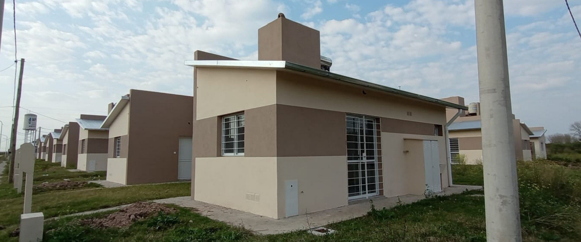 Avanzan a buen ritmo la construcción de 179 viviendas en cinco localidades entrerrianas