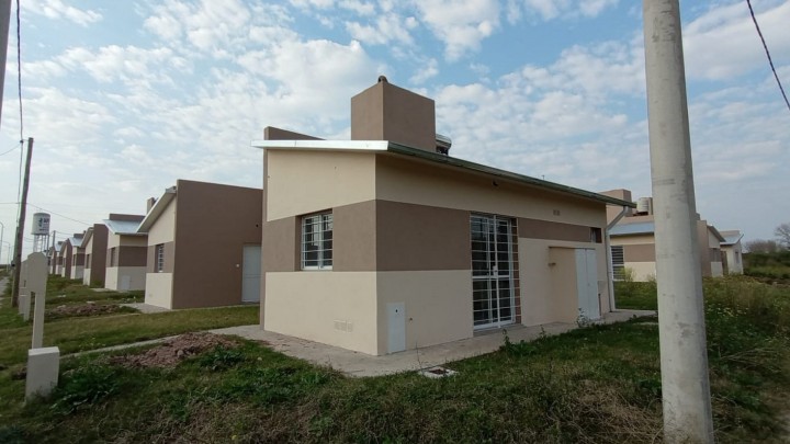 Avanzan a buen ritmo la construcción de 179 viviendas en cinco localidades entrerrianas
