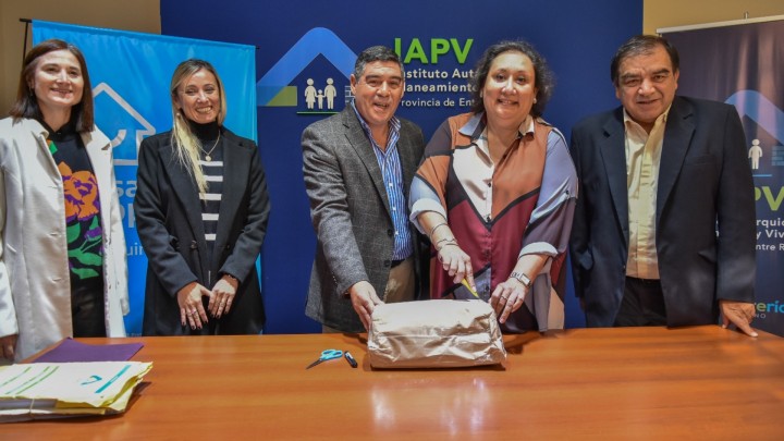 Se presentaron dos ofertas para construir viviendas en Los Conquistadores con fondos nacionales