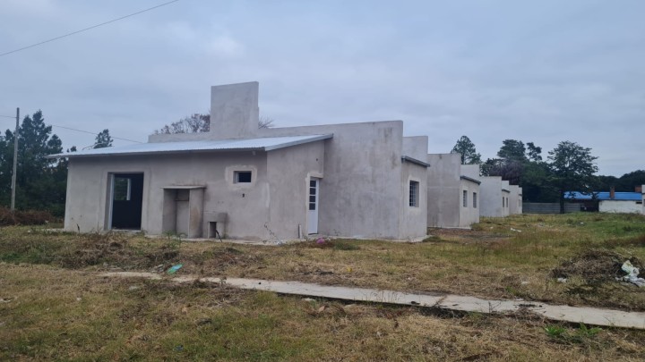 Se reactiva la construcción de 28 viviendas para trabajadores municipales en Concepción del Uruguay