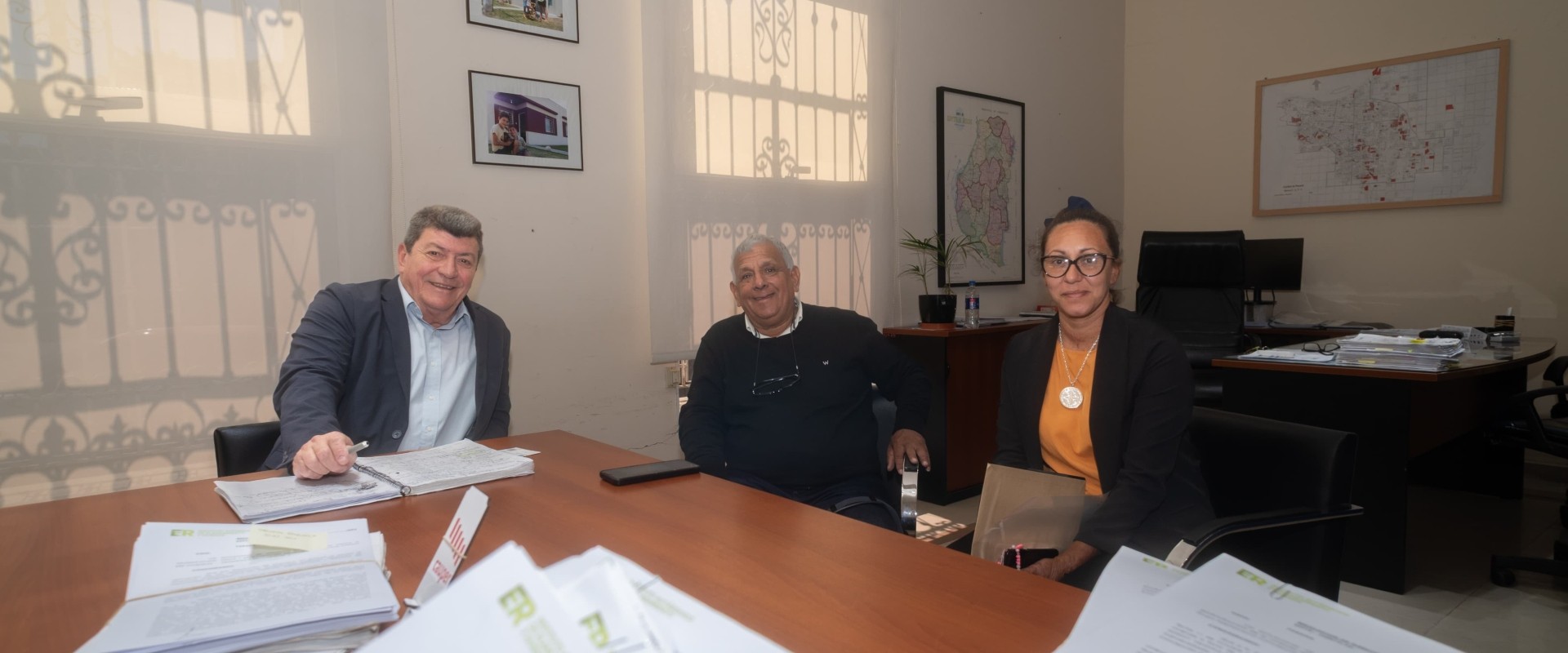 El IAPV abordó nuevas operatorias de viviendas con el municipio de Villa Domínguez