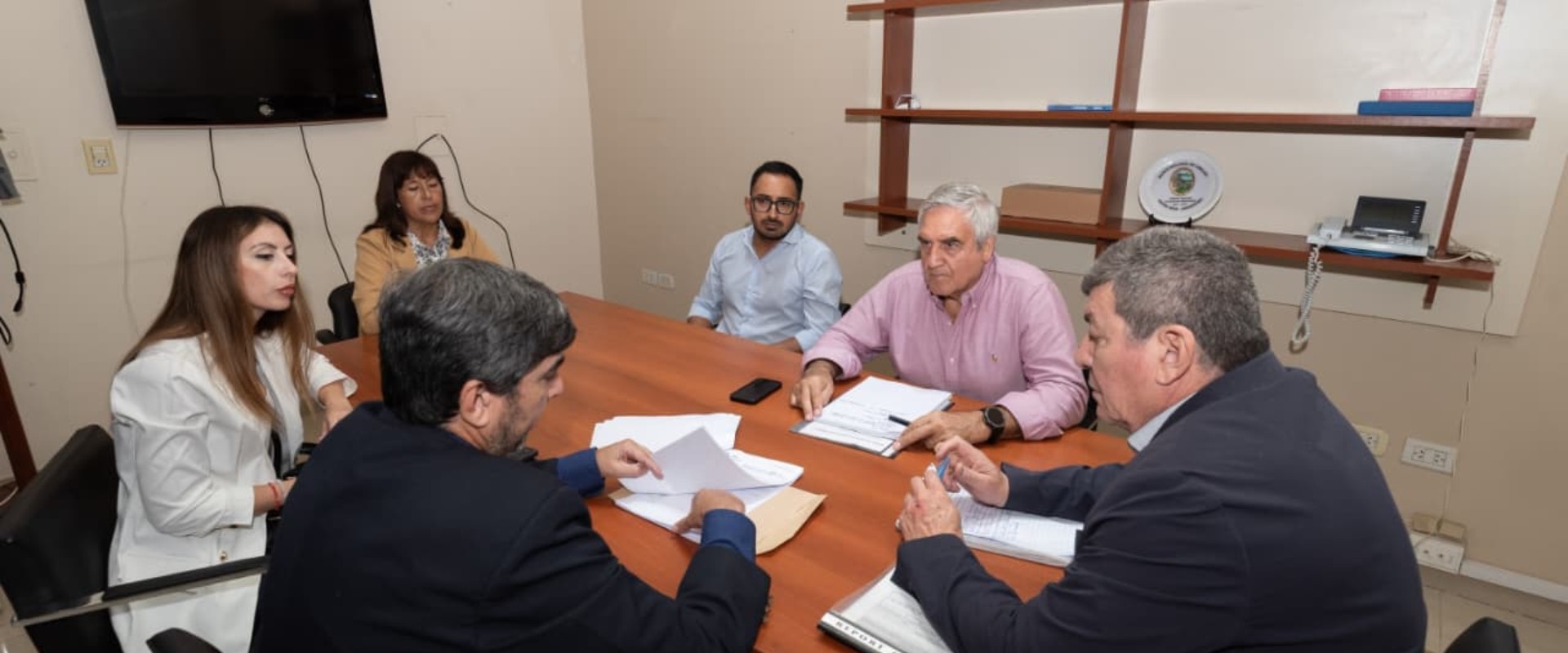 Trabajan en nuevas soluciones habitacionales para Villaguay